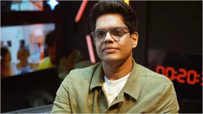 'Itne paise hote toh..': Tanmay Bhat FINALLY addresses reports of his Rs 665 crore net worth