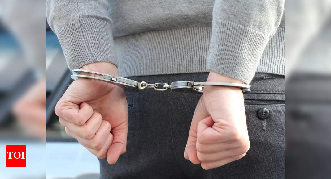 Youth arrested for posing as commando, duping hotels