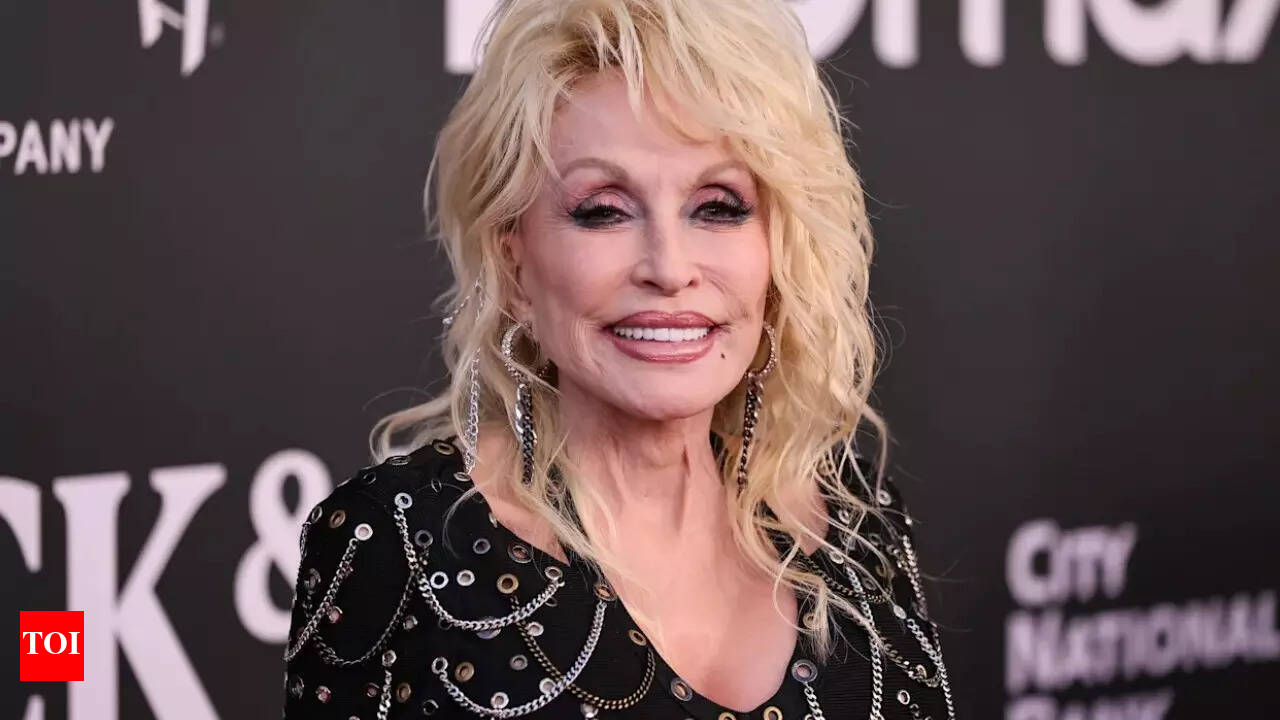 Is Dolly Parton sick? Country star's sister asks for prayers amid health  struggles | - The Times of India