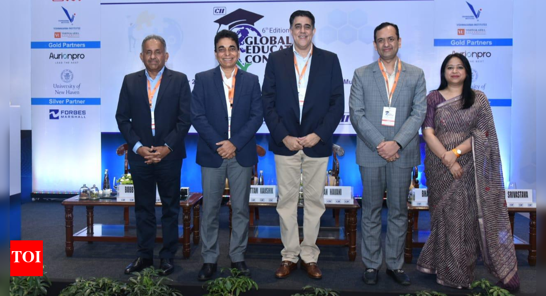 Vishwakarma University, Pune wins FICCI award for excellence in globalisation