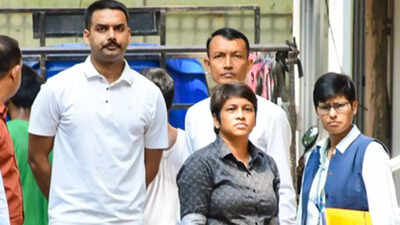 জুবিন গার্গ ডেথ কেস: ডিএসপি সান্দিপান গার্গকে গ্রেপ্তার করা হয়েছে, 7 দিনের হেফাজতে প্রেরণ করা হয়েছে; ইয়ট পার্টি প্রোবকে তীব্র করে তোলে