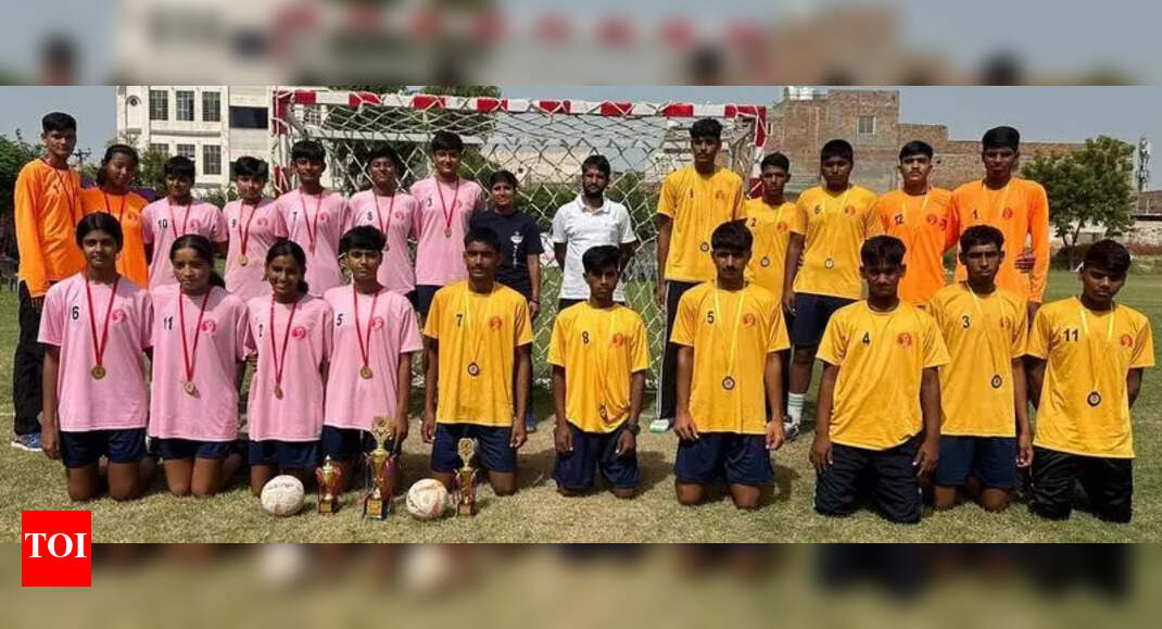 Dziewczęta z Jaipur mistrzyniami 30. Mistrzostw Stanu Radżastan w piłce ręcznej juniorów młodszych; chłopcy z Jaipur na trzecim miejscu
