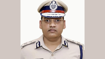 IPS officer suicide case: No autopsy yet, mystery over 'final note'
