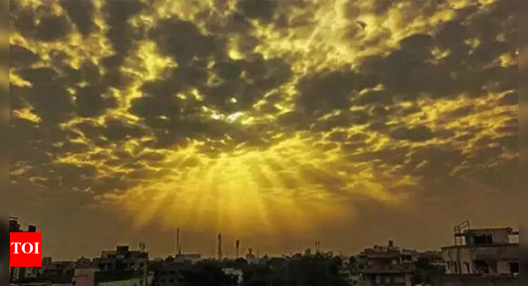 India losing its sunshine to cloud cover, bad air: Study | India News - The Times of India
