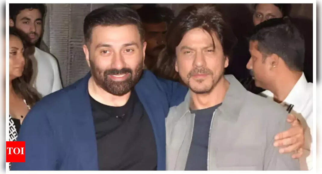 Sunny Deol once reportedly mocked Shah Rukh Khan for dancing at weddings, SRK allegedly replied, 'Only the richest can afford me'