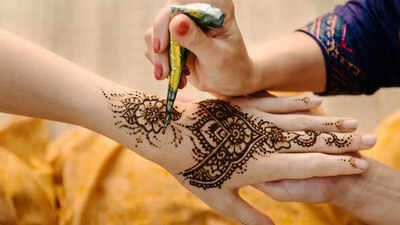 Karwa Chauth henna safety: 5 mehendi side effects and precautions for healthy skin
