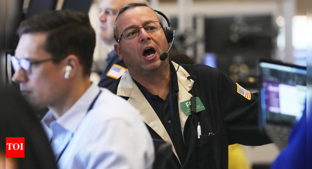 US markets today: Wall Street pauses near records as gold ticks up; investors cheer airline earnings – The Times of India