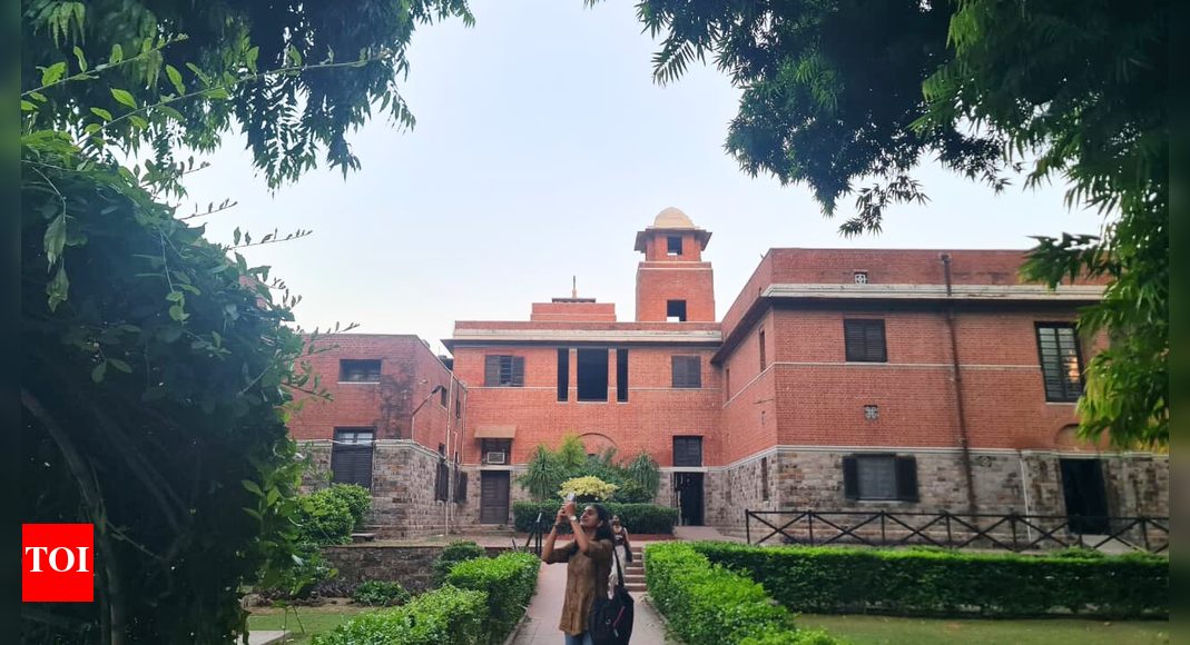 St Stephen’s asks students to pay DU and College fees separately