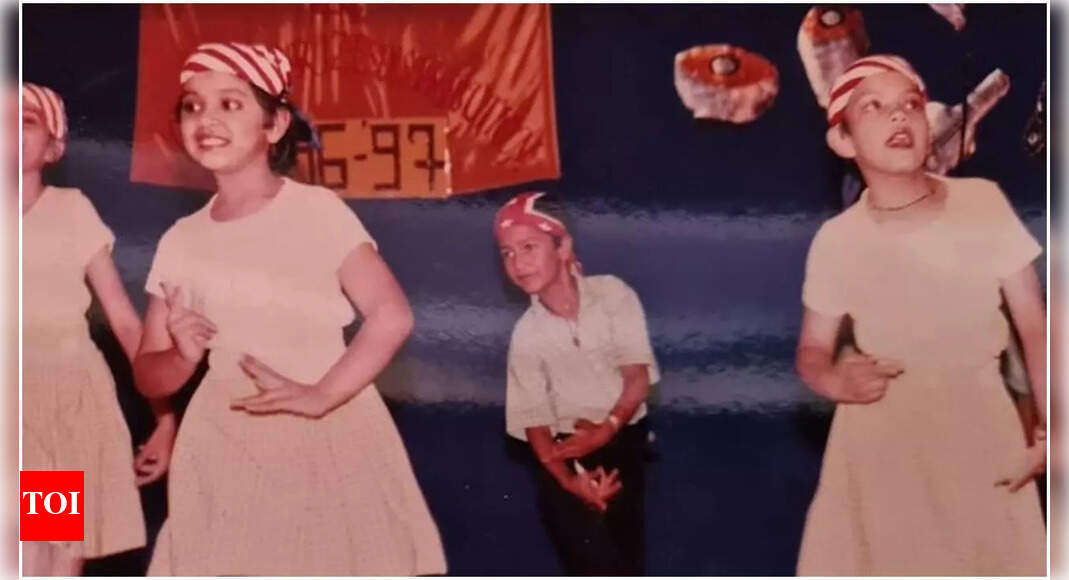 When Vicky proved he is an experienced background dancer