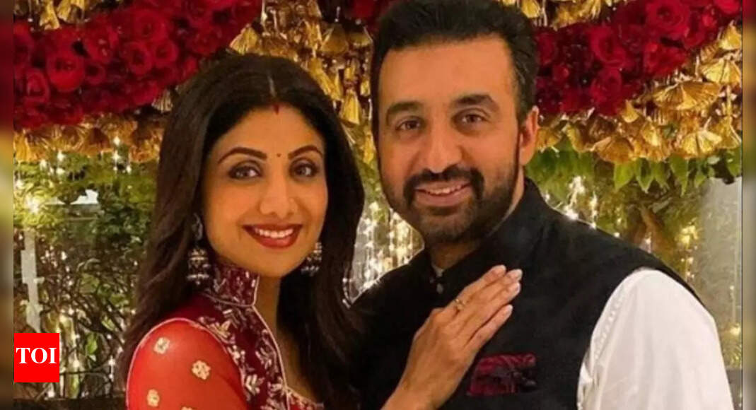 ‘Couldn’t repay loan due to demonetisation’: Shilpa Shetty, Raj Kundra quizzed again by EOW; suffered heavy loses, says actor’s husband | Mumbai News ‘Couldn’t repay loan due to demonetisation’: Shilpa Shetty, Raj Kundra quizzed again by EOW; suffered heavy loses, says actor’s husband | Mumbai News
