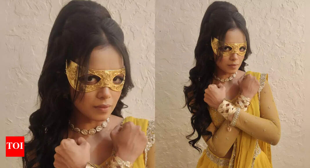 Megha Ray on her transformation in Divya Prem: Pyaar Aur Rahasya Ki Kahani; says ‘The golden mask adds that mystery to her dual life’