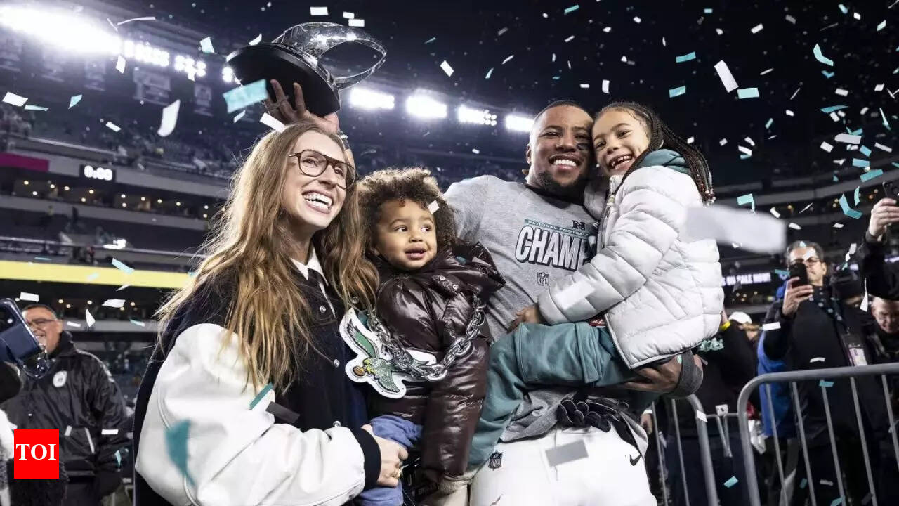 All about Saquon Barkley's kids — meet daughter Jada and son Saquon Jr.  lighting up his world | NFL News - The Times of India