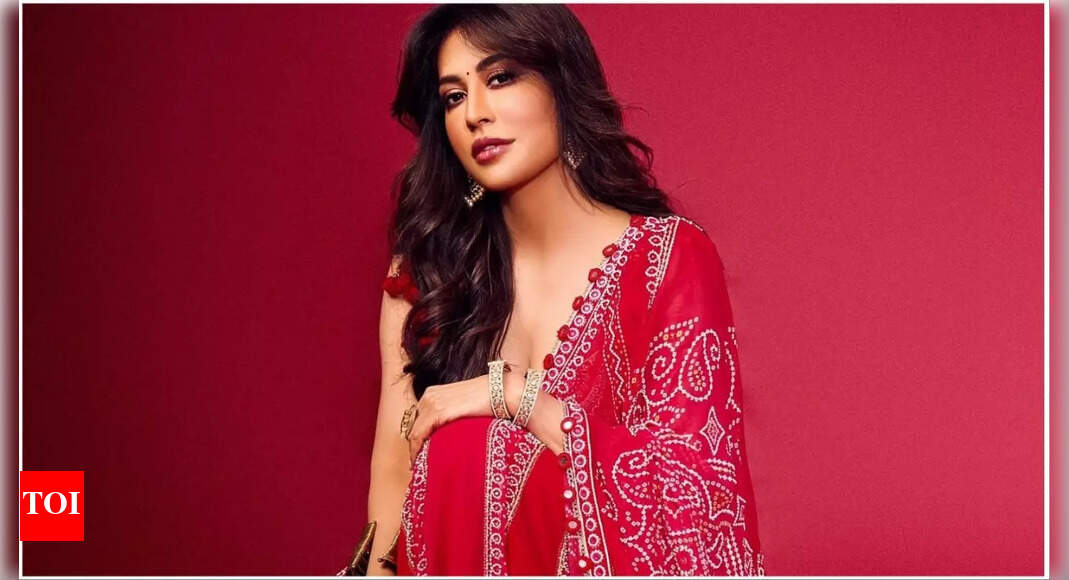 Chitrangda Singh shares her idea of a perfect Diwali card party
