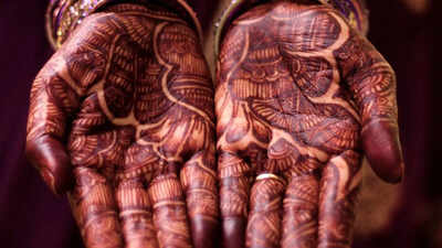 How to remove mehendi from hands: Easy tips for faster fading