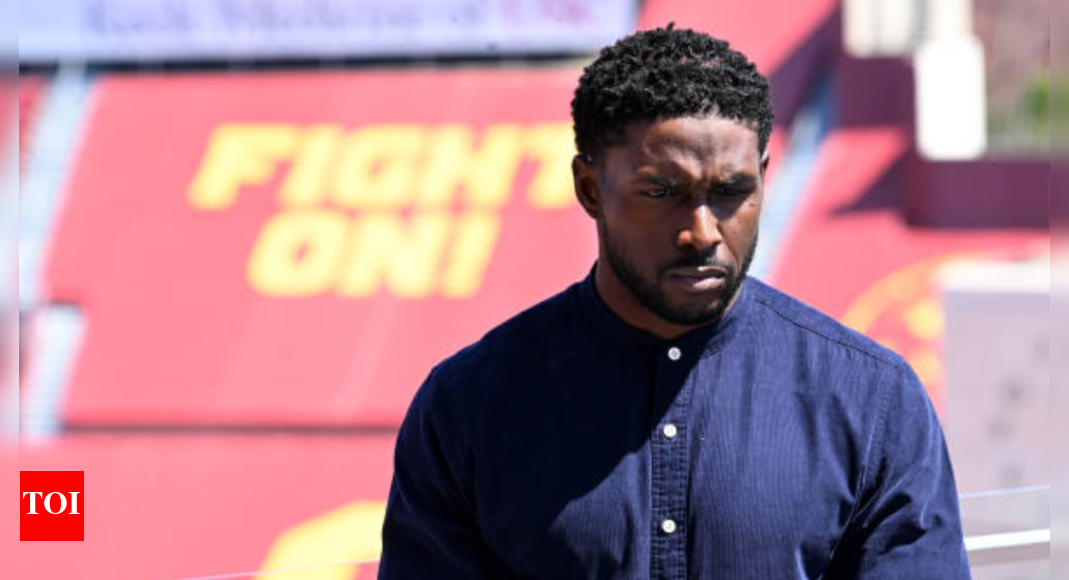 Former Super Bowl champion Reggie Bush points finger at coaching staff over Joe Burrow’s injury concerns