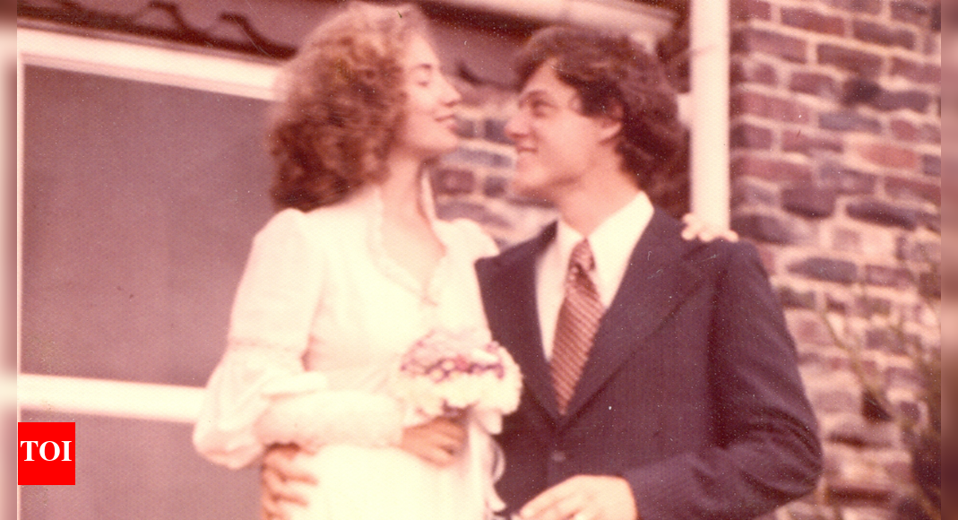 Bill & Hillary Clinton celebrates 50 years of marriage, share unseen photos