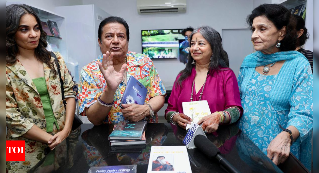 Mumbai: First bookstore featuring works of iconic spiritual guru Osho launched