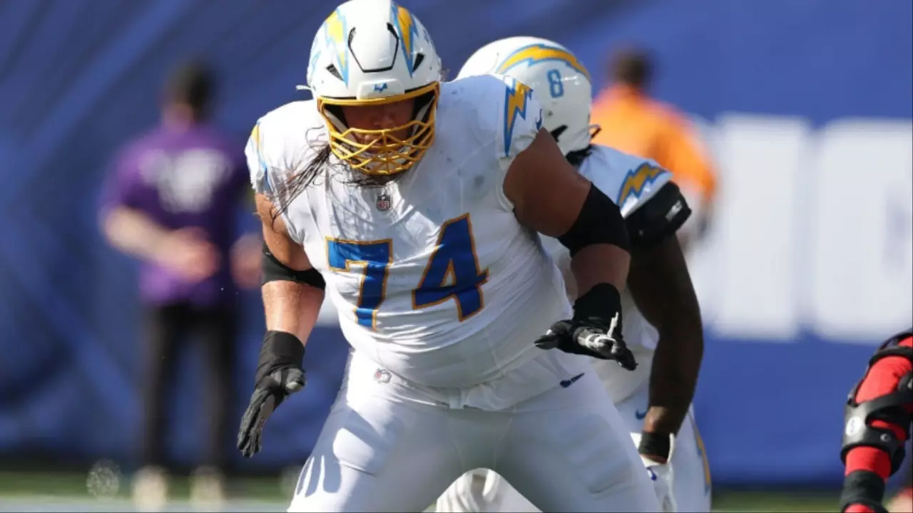 Will Austin Deculus play against the Miami Dolphins tonight? Latest injury update on the Los Angeles Chargers offensive tackle