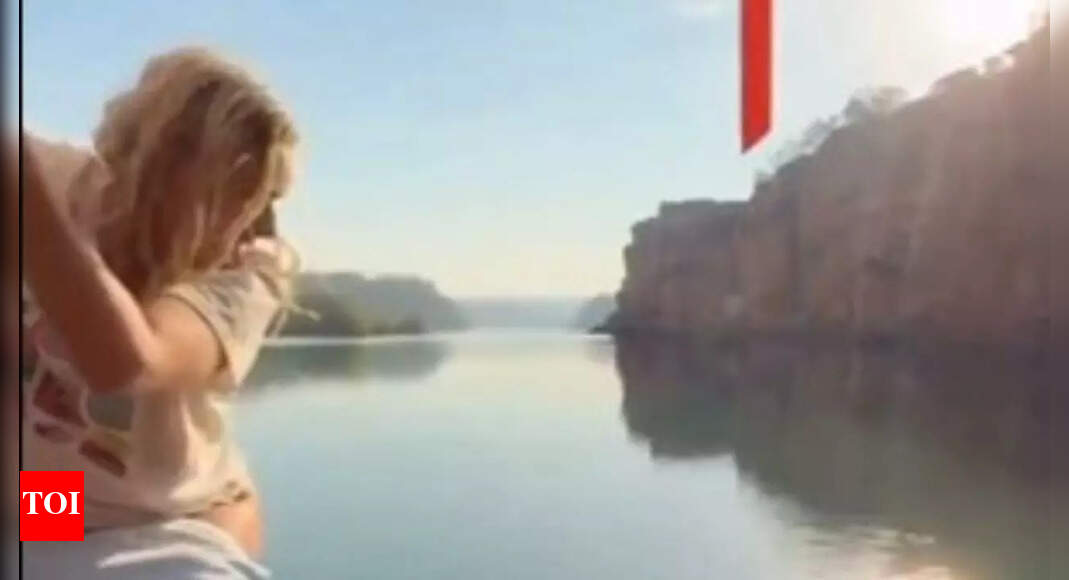 'It was not in India': Australian model reacts to her viral video of 'American tourist caught peeing in Udaipur' - The Times of India