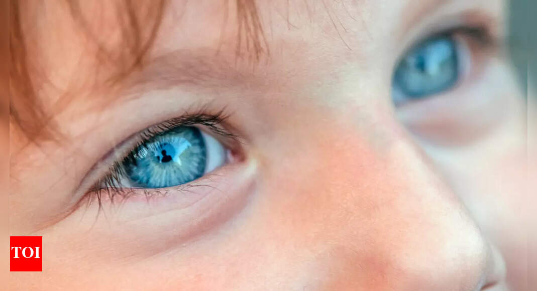 Sudden vision loss in a teenager triggered by exam stress, eye surgeon explains