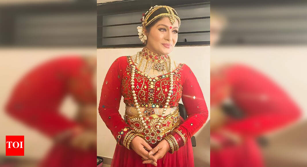 Sudhaa Chandran pays heartfelt tribute to Saroj Khan with dance performance