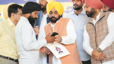  AAP government begins compensating farmers; Rs 20,000/acre aid transferred directly via online portal
