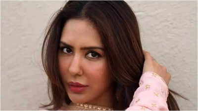 Sonam Bajwa reveals why she REJECTED Bollywood movies; claims it was because of 'kissing scenes'