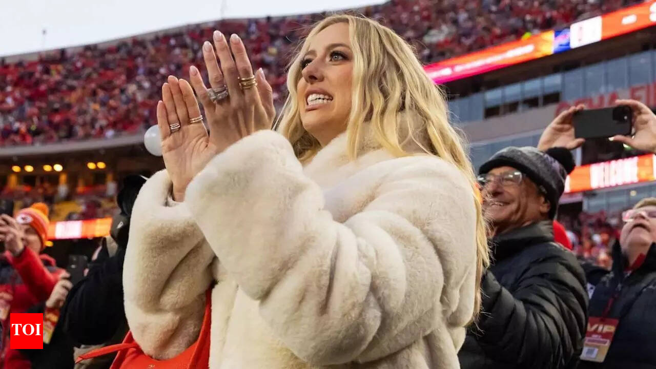 Brittany Mahomes stuns Chiefs fans as hidden detail in her game-day outfit  goes viral after post-game reveal | NFL News - The Times of India