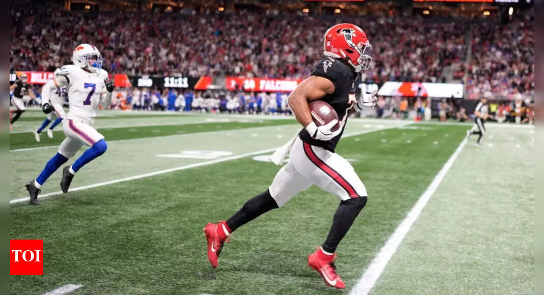 Bijan Robinson’s record-breaking 81-yard touchdown against Bills earns 3-words instant reaction from LeBron James