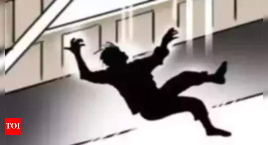 Bengaluru: Class 12 student jumps to death; father says son upset over homework