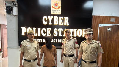  Man arrested for threatening women with private content in Delhi