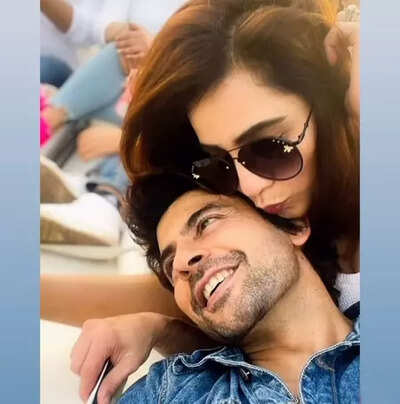  Genelia Deshmukh's birthday wishes to Hussain Kuwajerwala
