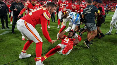  NFL suspends Brian Branch after shocking on-field brawl with JuJu Smith-Schuster following Chiefs-Lions game
