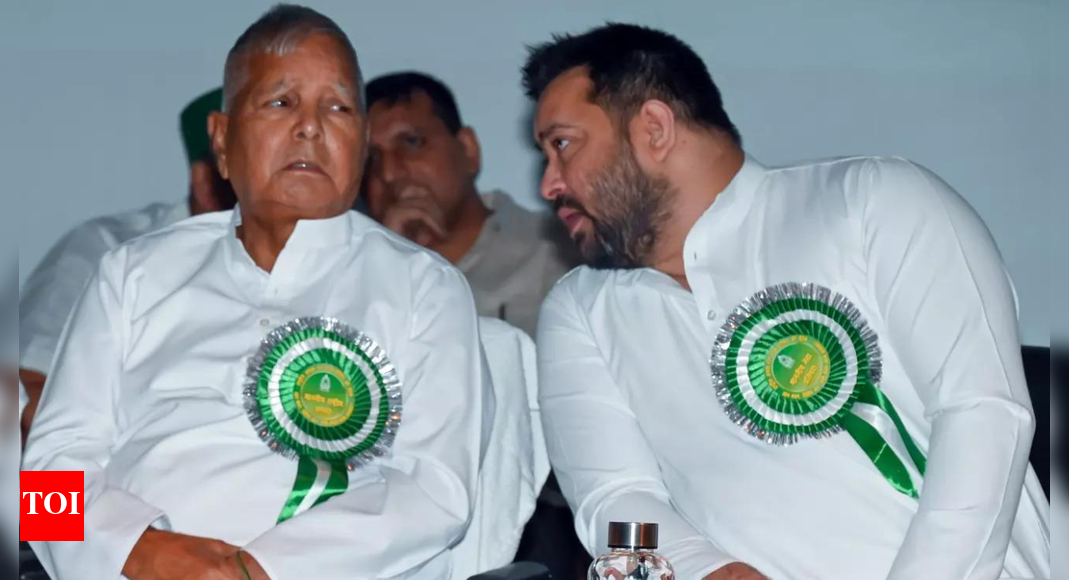 Bihar polls: Lalu distributes tickets to RJD loyalists; Tejashwi steps in late night to reverse move