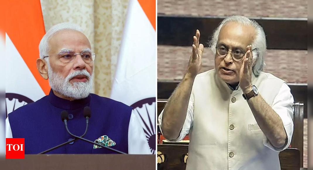 <div>'What sort of friendship is this?' Congress slams PM Modi after Trump's praise of Munir; says foreign policy 'completely fallen apart'</div>