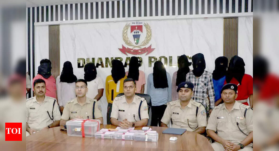 Dhanbad Police's SSP Prabhat Kumar Cracks Down on Organized Crime, Arrests Notorious Gang Members