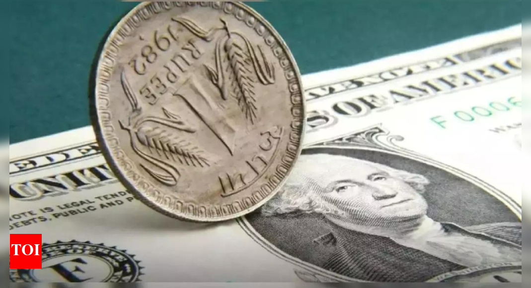 Currency watch: Rupee falls 13 paise to all-time low of 88.81 against US dollar; FII outflows, dollar strength weigh – The Times of India Currency watch: Rupee falls 13 paise to all-time low of 88.81 against US dollar; FII outflows, dollar strength weigh – The Times of India
