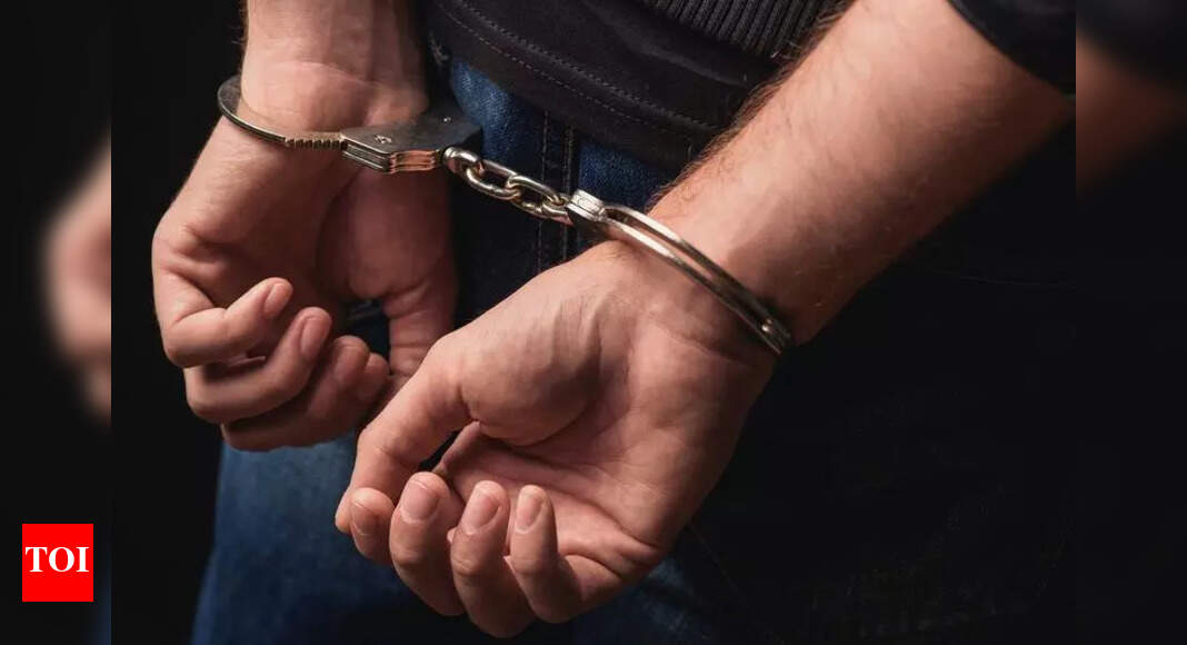 Nigerian held with drugs worth 40k