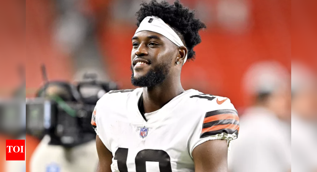 David Bell announces emotional retirement from NFL after life-altering injury