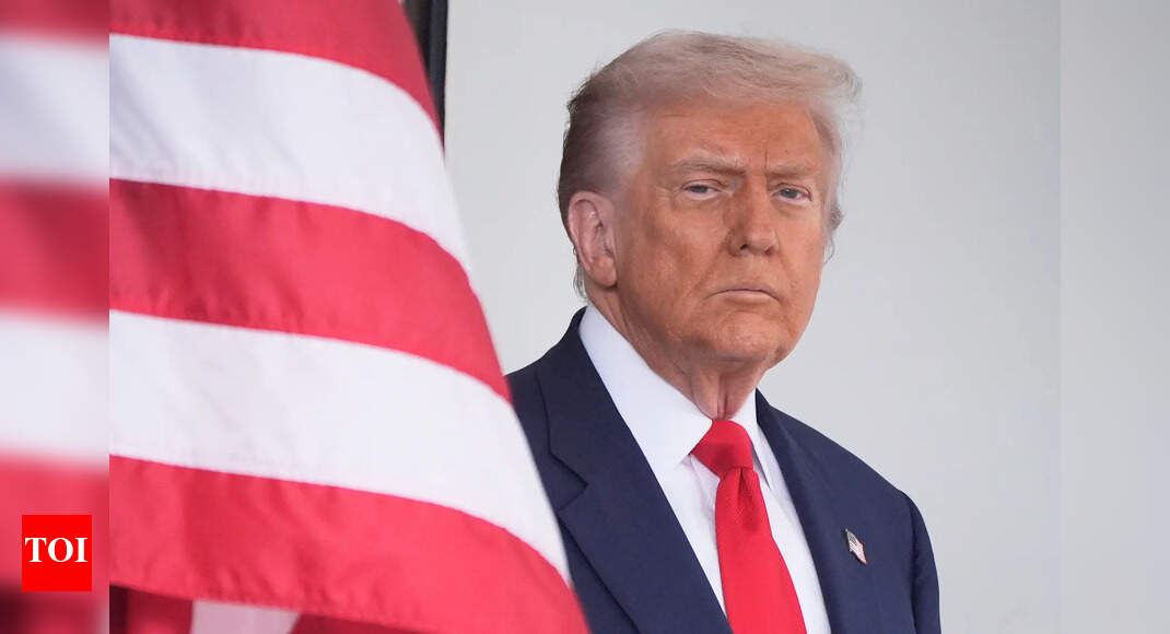 <div>'No reasonable notice': Judge blocks land transfer for Trump's presidential library</div> <div>'No reasonable notice': Judge blocks land transfer for Trump's presidential library</div>