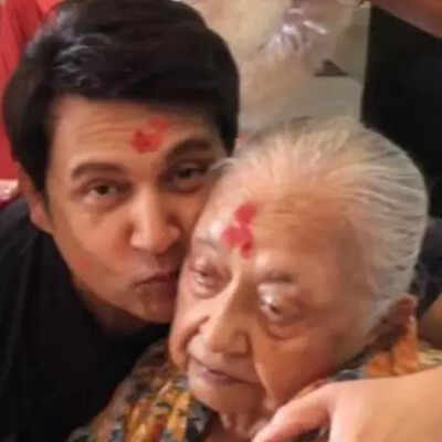 Shekhar Sumar recordó a su difunta madre: 