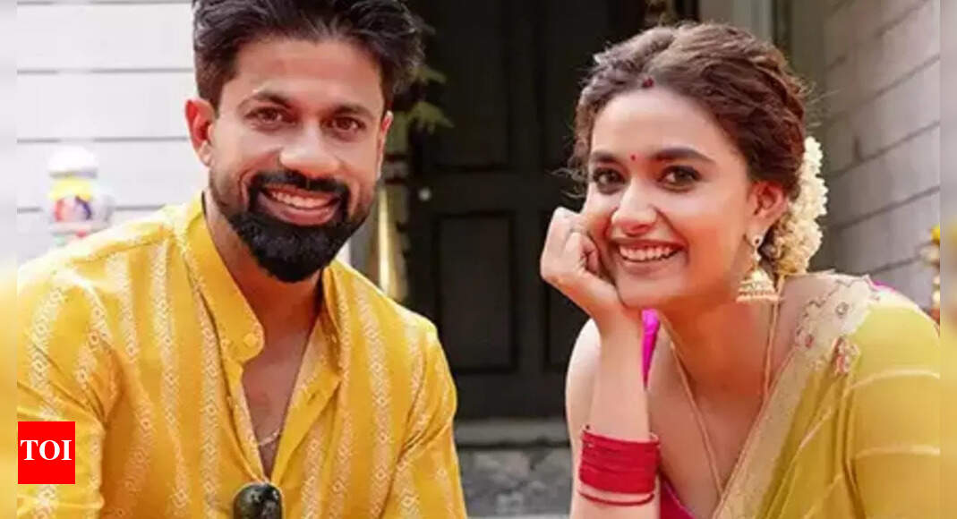 Keerthy Suresh shared her love story to THIS actor before her parents