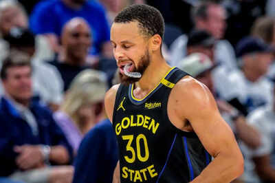 Stephen Curry joins Kobe Bryant in achieving a rare franchise milestone with the Golden State Warriors