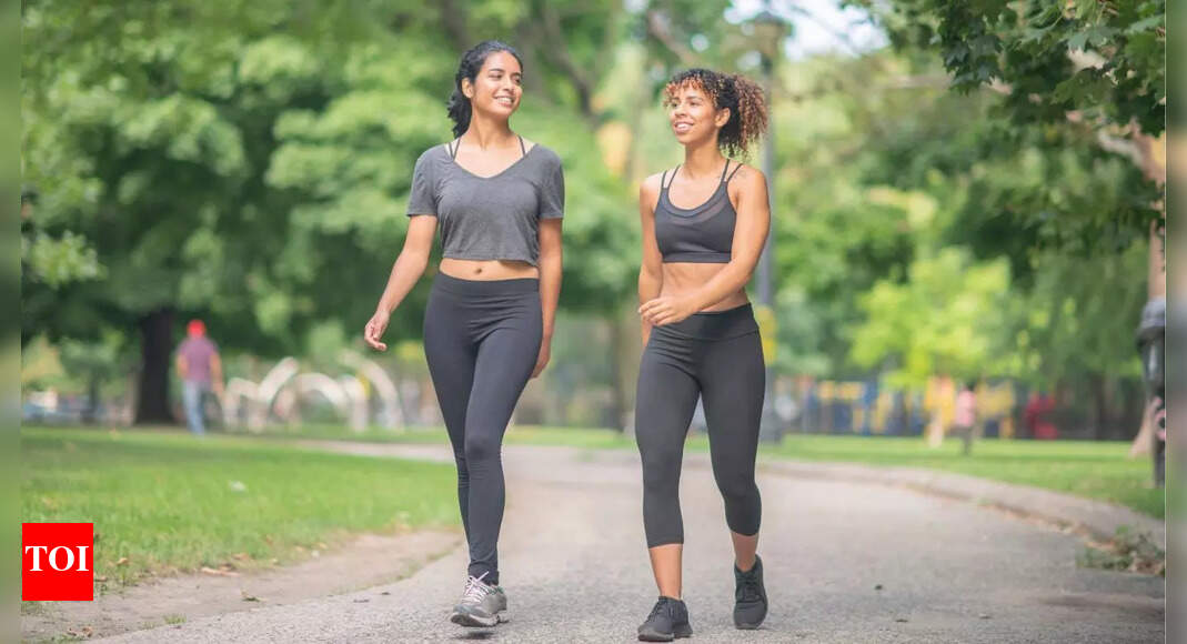 Walking For Burn Calories: From Biryani to Burger: Celebrity nutritionist shares how much walking can burn off popular foods | – The Times of India