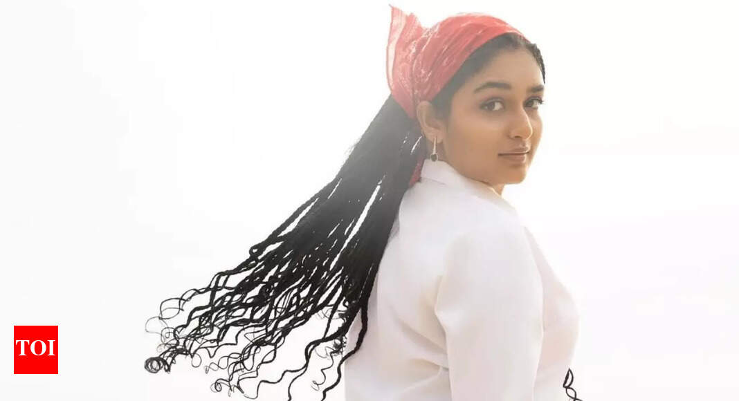 Prayaga Martin on her Kenya trip: The last picture I clicked in my stolen phone was of 'Alchemist', maybe that was a sign