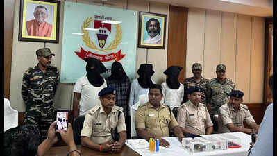 Four men held as cops foil robbery bid in Hazaribag