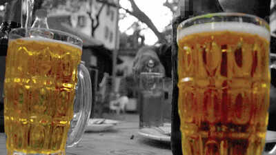 Calangute liquor shops shut for booze sale after 10pm