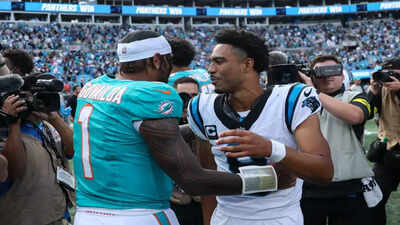  Tua Tagovailoa vs. Dillon Gabriel in rare Dolphins-Browns left-handed QB clash
