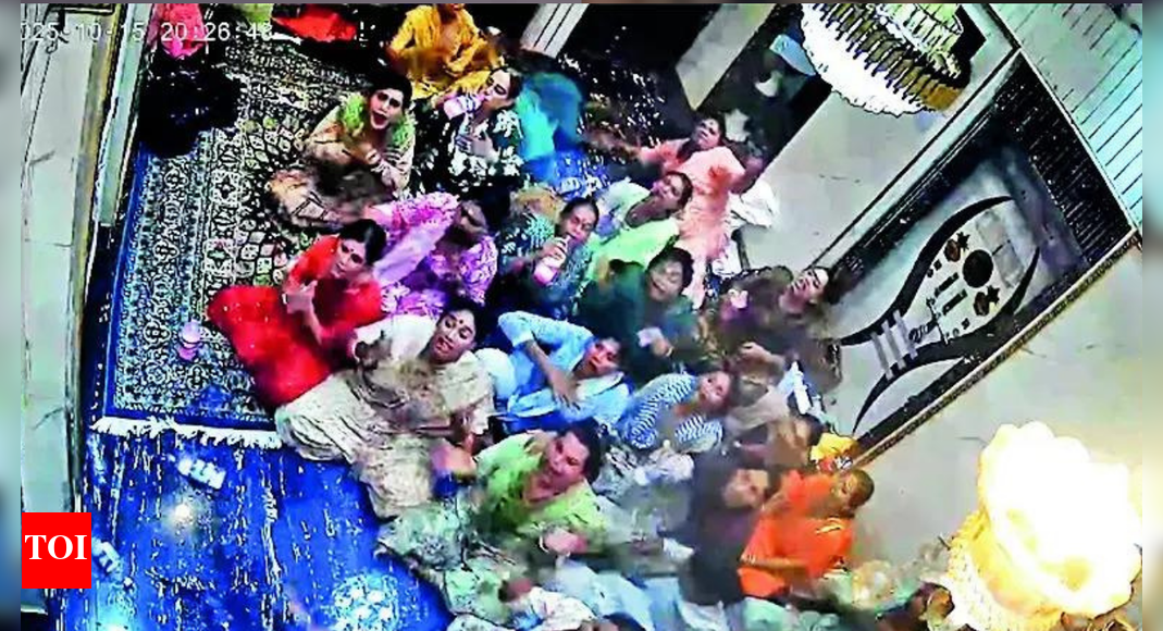 Indore transgender dera: Feud between 2 factions turns into mass suicide bid