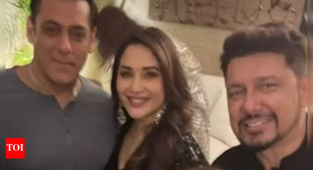 Throwback to 2023 Diwali: When Salman Khan, Madhuri Dixit posed together, Aishwarya Rai, Sidharth Malhotra, Kiara Adani among others shined